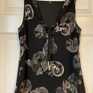 WHBM sleeveless lace-up top, Size XXS, black with cream-colored shell print